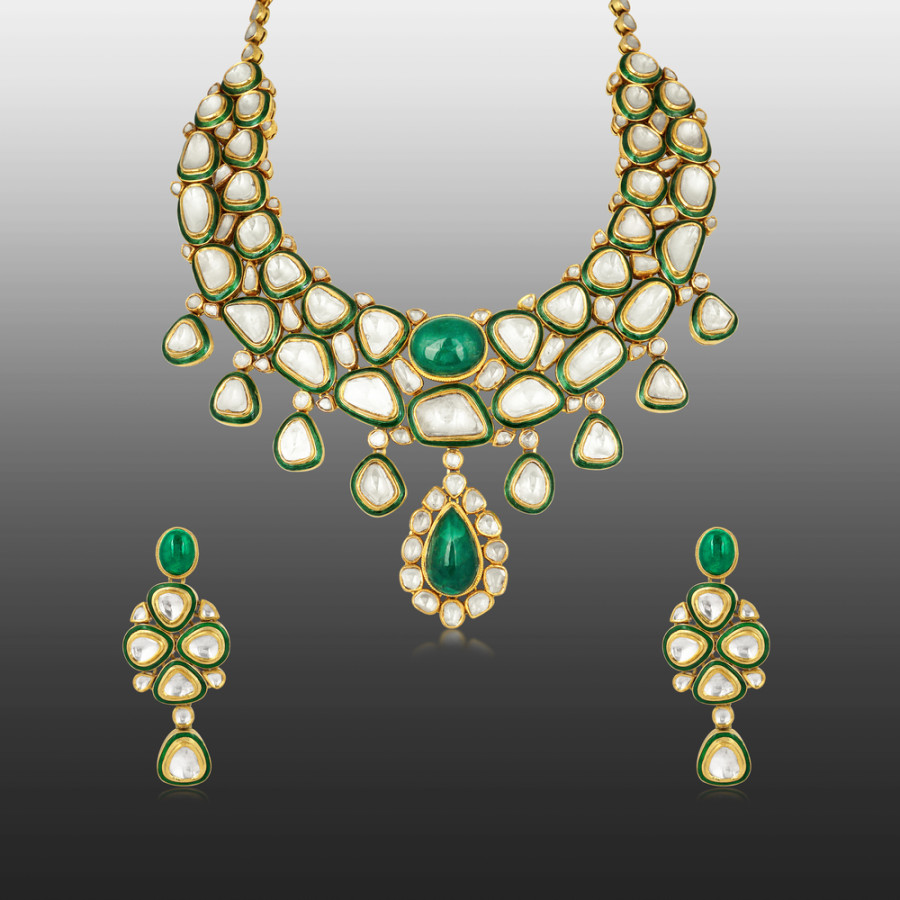 18K Gold Emerald and Polki Bridal Choker Jadau Necklace